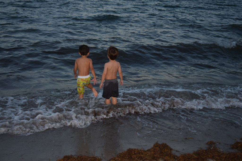 Safe Kids, Happy Moms: Have You Considered Swim Lessons? Miami Moms Blog