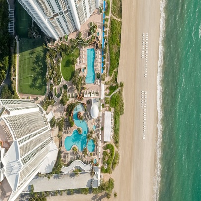 Miami Mom Collective Staycation Guide Trump International Beach Resort