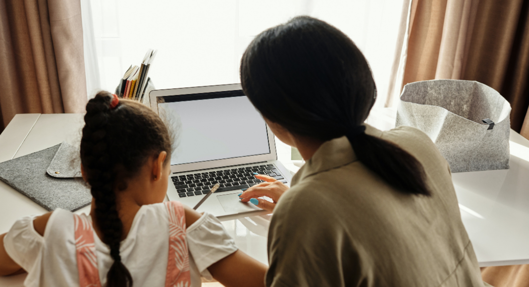 A mother and daughter working together (Getting and Staying Organized: 3 Helpful Tips Krystal Giraldo Contributor Miami Mom Collective)