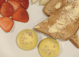 Egg cups, toast, and strawberries (Egg Cups a la Britton: Breakfast for Families Alisa Britton Contributor Miami Mom Collective)