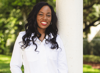 Miami Mom Collective Contributor and Entrepreneur Sharonda Stewart (August is Black Business Month: 3 Ways to Support Black Businesses)