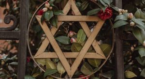 Image: Star of David with flowers