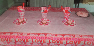 Image: A table decorated for Valentine's Day